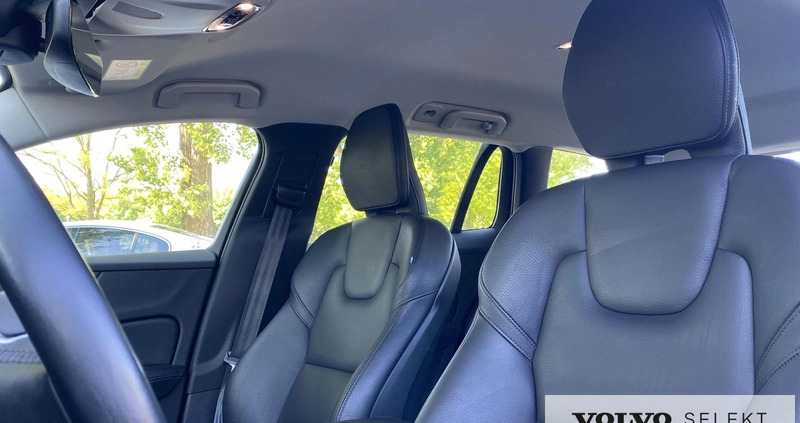 Volvo V60 cena 132900 przebieg: 88195, rok produkcji 2020 z Ciechanów małe 352